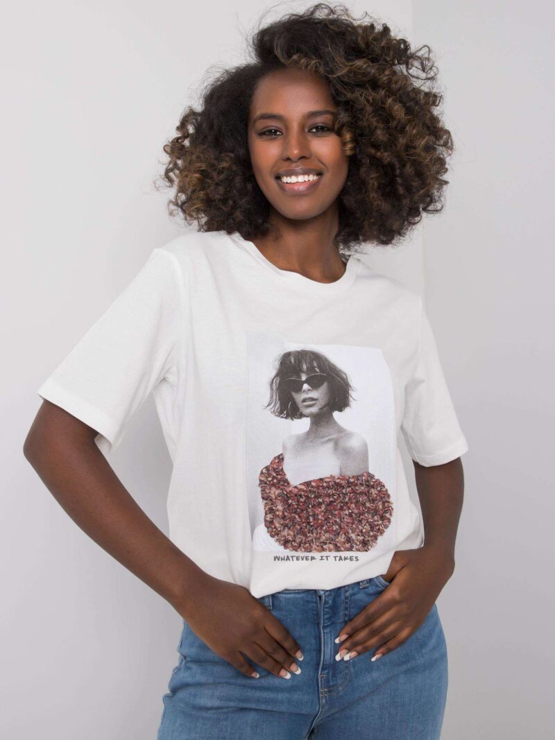 Luźny biały t-shirt z nadrukiem