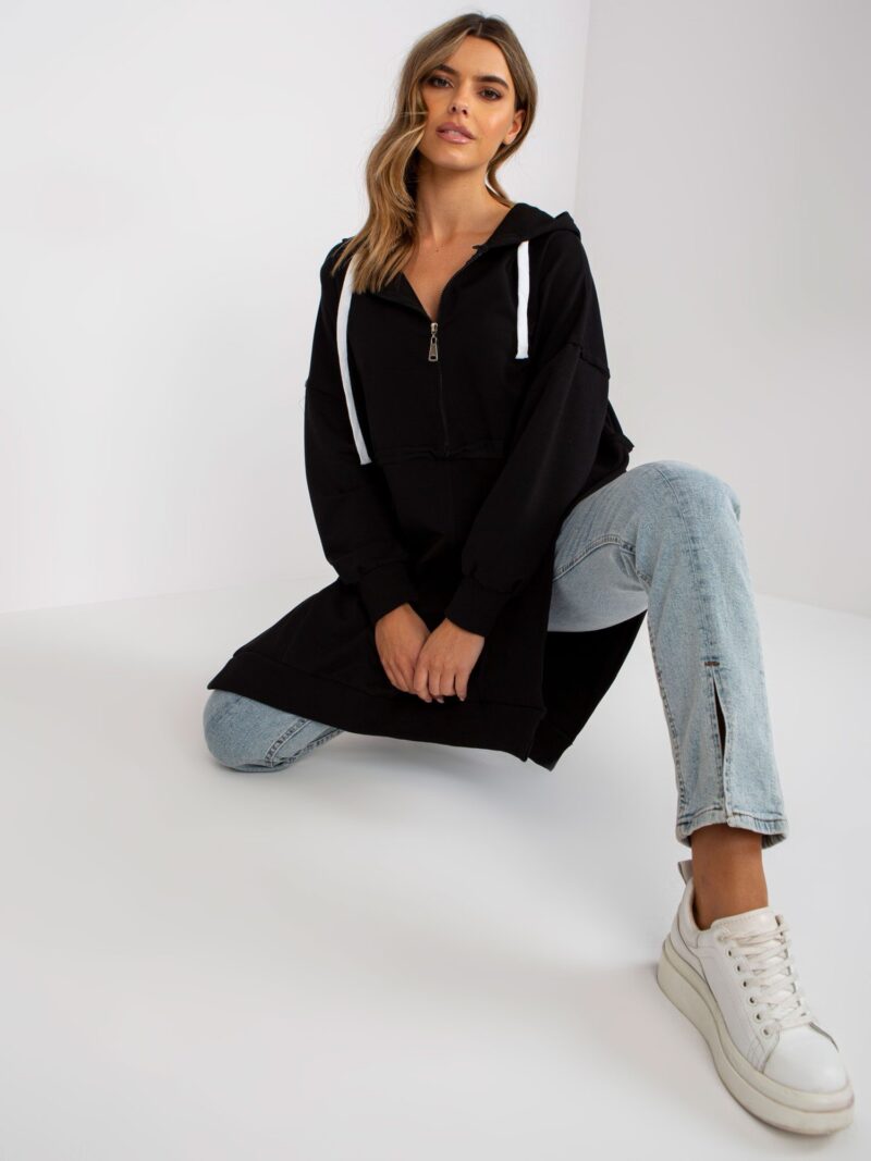 Czarna bluza oversize z zamkiem i kapturem