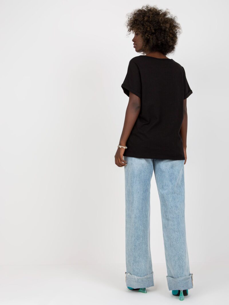 Czarny t-shirt oversize - obrazek 4