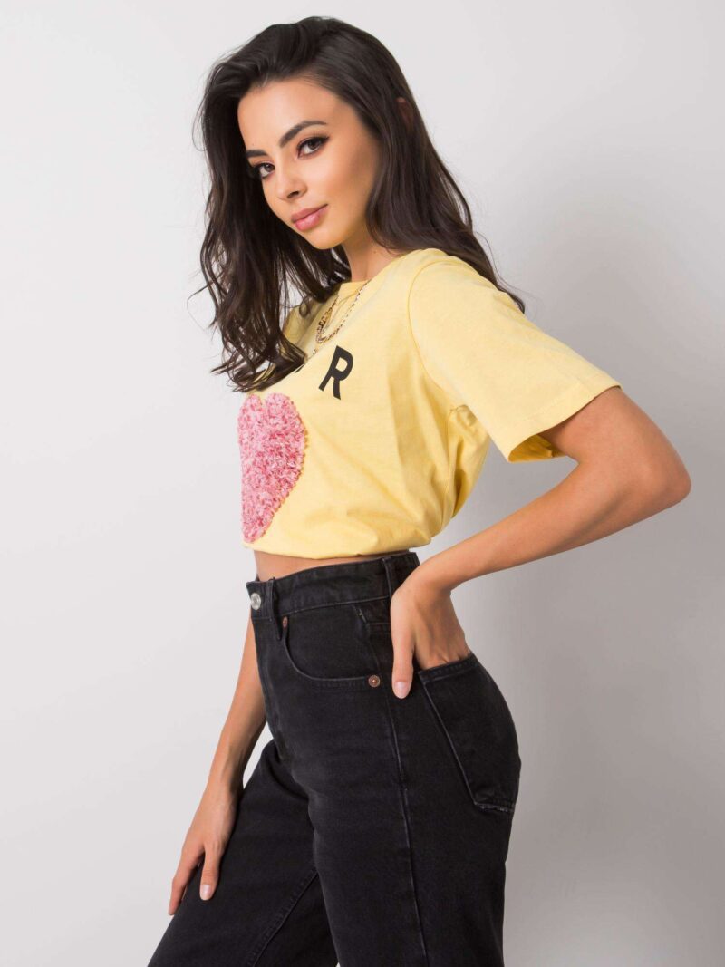 Żółty krótki t-shirt z krótkim rękawem - obrazek 2