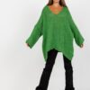 zielony luźny sweter damski