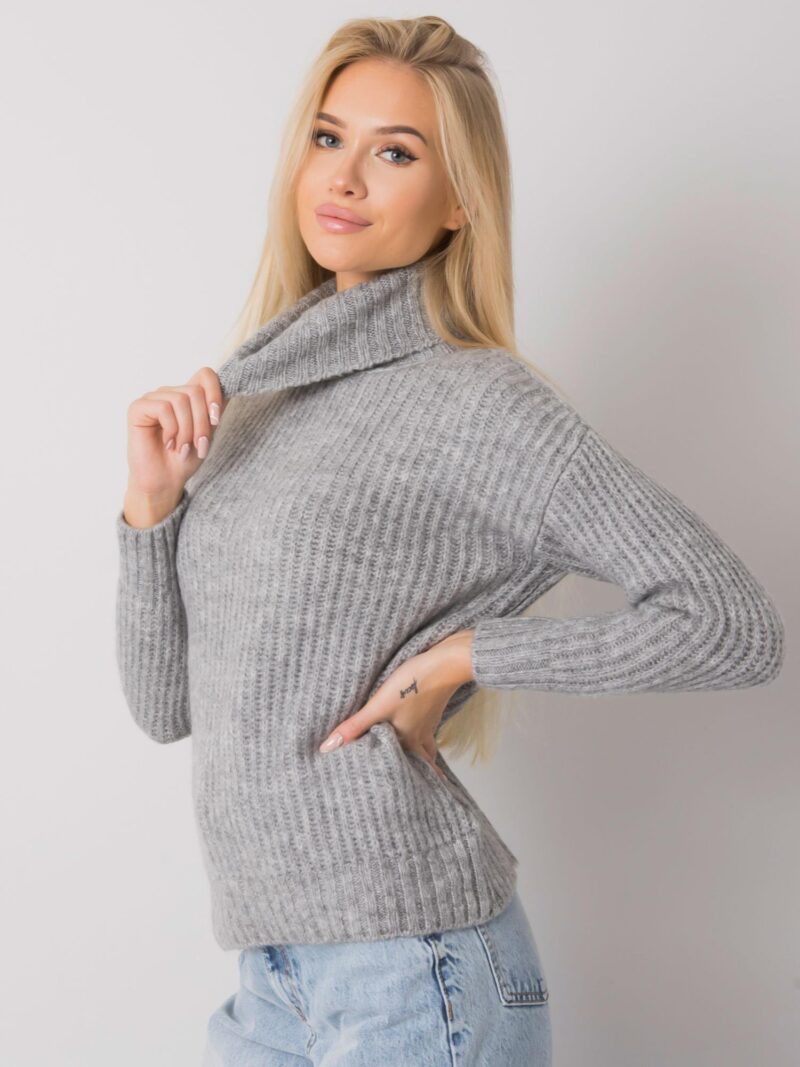 Klasyczny szary sweter z golfem - obrazek 2
