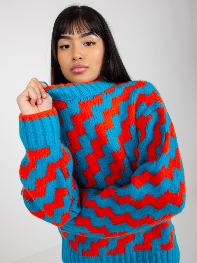 Niebiesko-pomarańczowy sweter damski ze stójką - obrazek 2