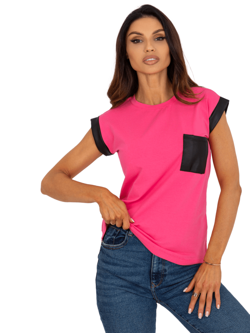 Różowy bawełniany t-shirt z kieszenią - obrazek 6