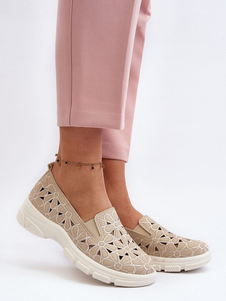 Półbuty Model Emilei 23PB02-5592 Beige - Step in style