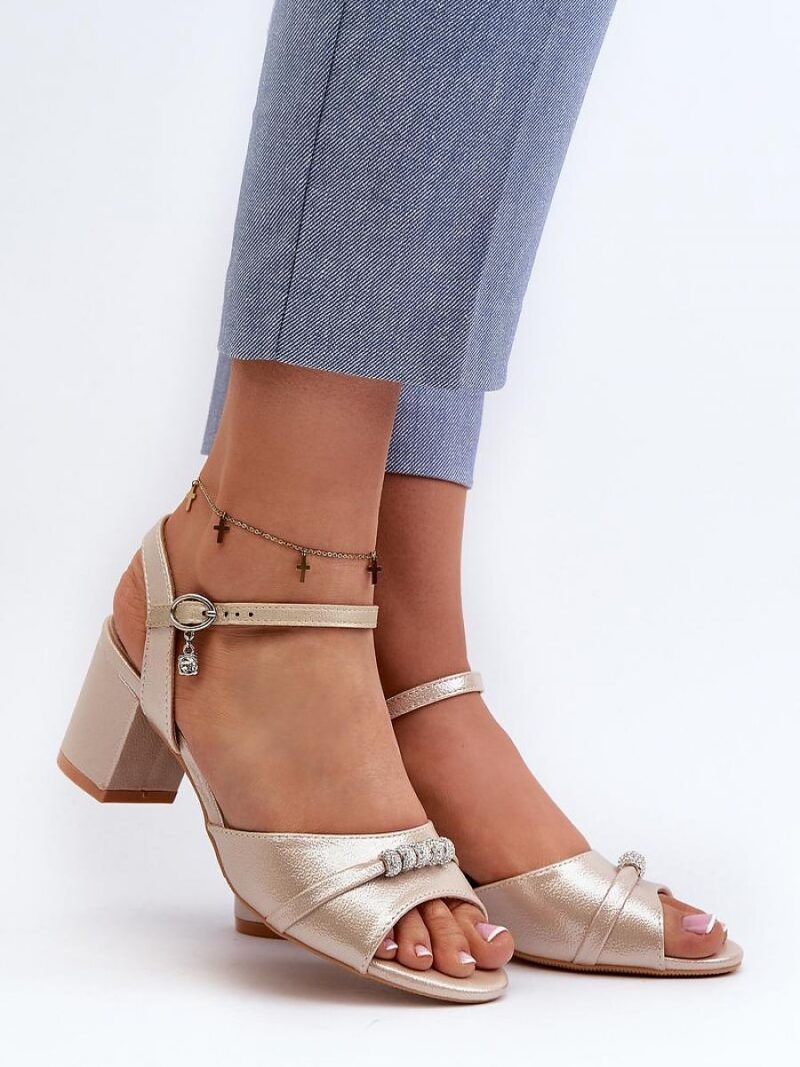 Sandały Model Narhi 20241 Gold - Step in style