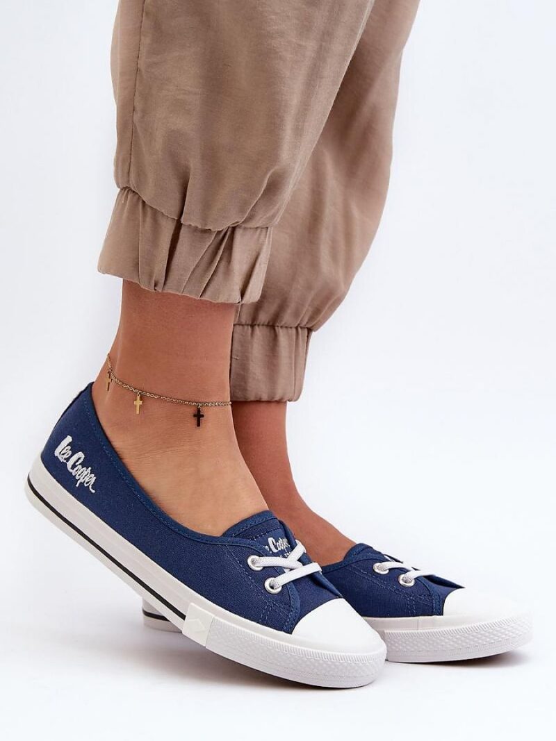 Trampki Model Lee Cooper LCW-23-31-1789L Navy - Step in style