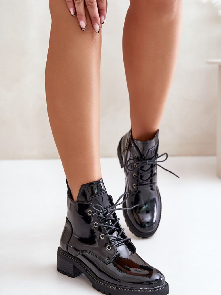 Botki Model Vinceza 58136 Black Lakier - Step in style
