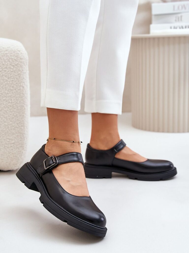Półbuty Model Vinceza 62179 Black Skóra - Step in style