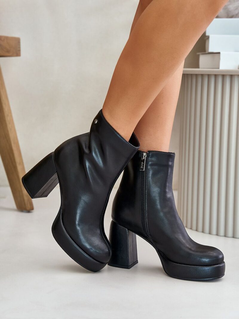 Botki Model Goe OO2N4166-W2 Black - Step in style - obrazek 3