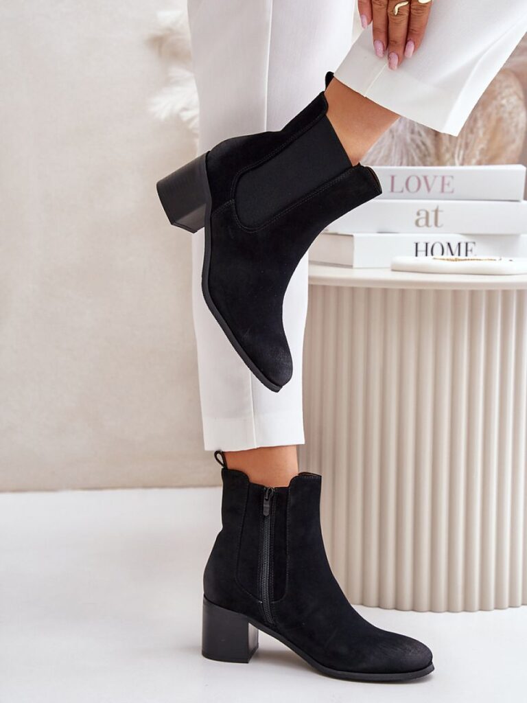Botki Model Radeya M708 Black - Step in style