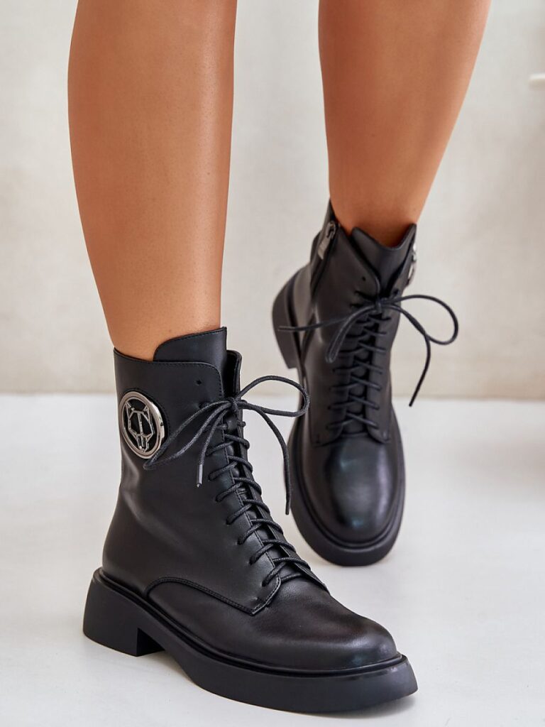 Workery Model Lorevine 24BT04-8106 Black - Step in style