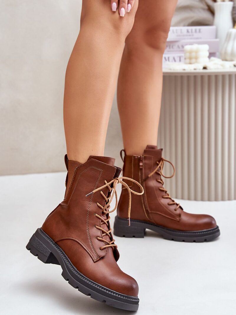 Workery Model Leairae RMR2221-24 Brown - Step in style