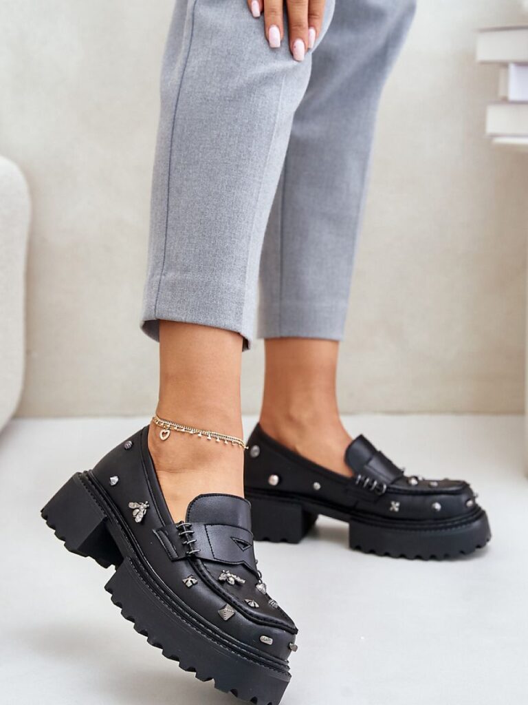 Półbuty Model DA MR880-102 Black Skóra - Step in style