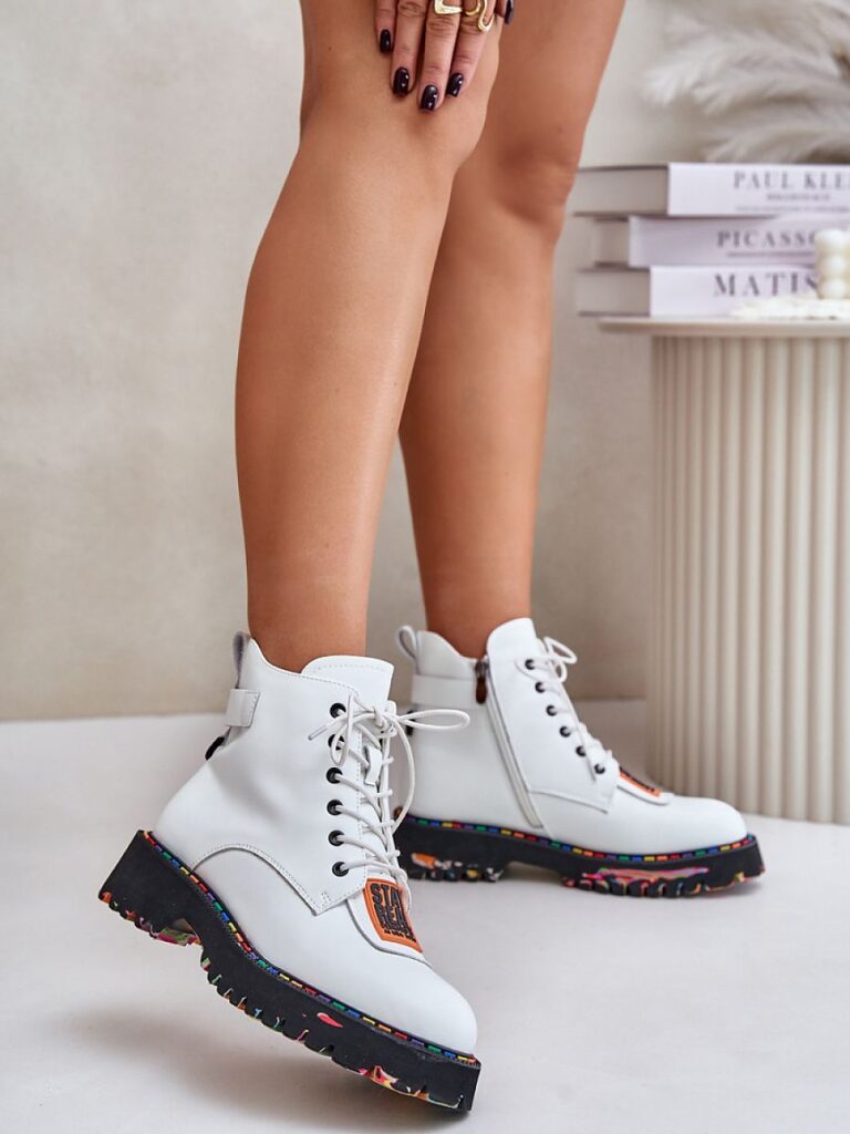 Trapery Model Artiker 55C0515 White - Step in style