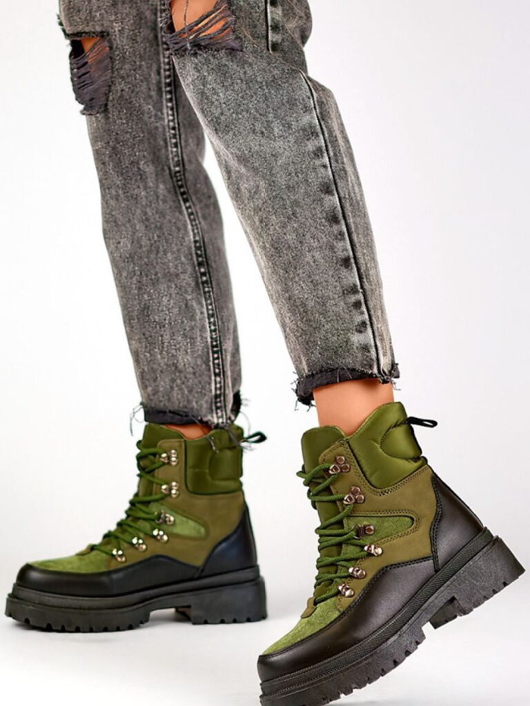 Trapery Model A-852GR Black/Green - PRIMO