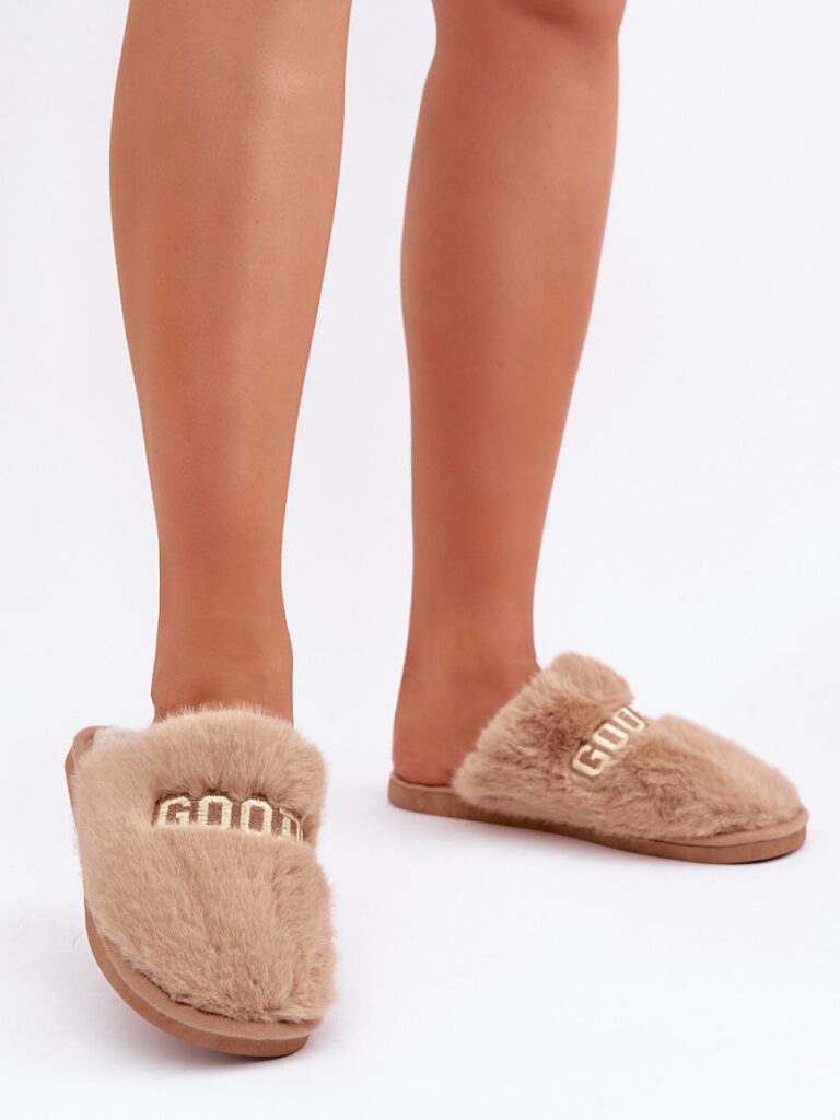Kapcie Model Kalelia YL-307 Brown - Step in style