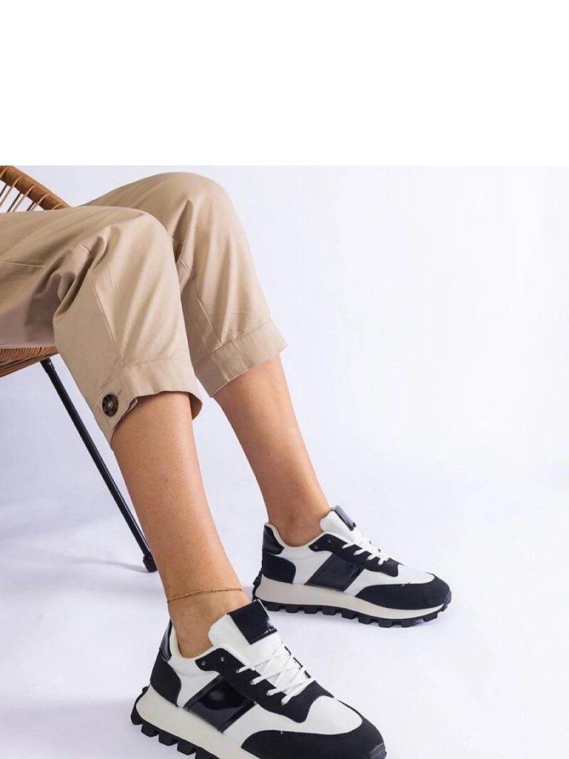 Czarne sneakersy z widocznym protektorem Restia - Solea