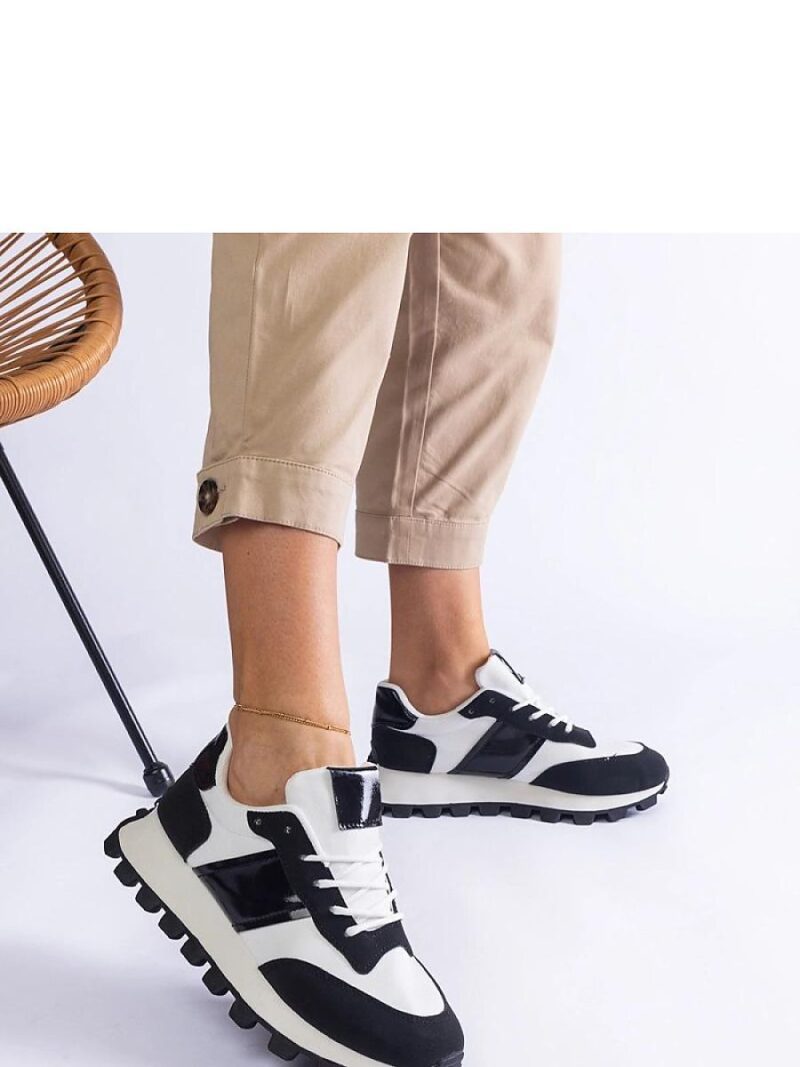 Czarne sneakersy z widocznym protektorem Restia - Solea - obrazek 2