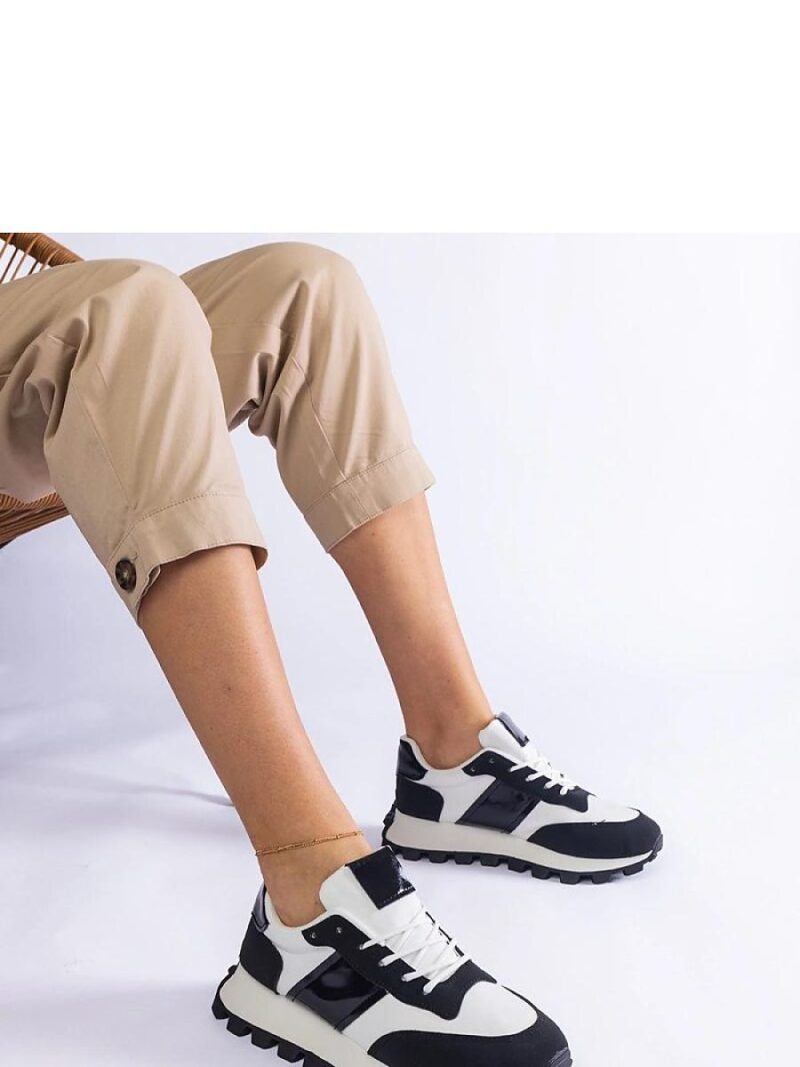 Czarne sneakersy z widocznym protektorem Restia - Solea - obrazek 4