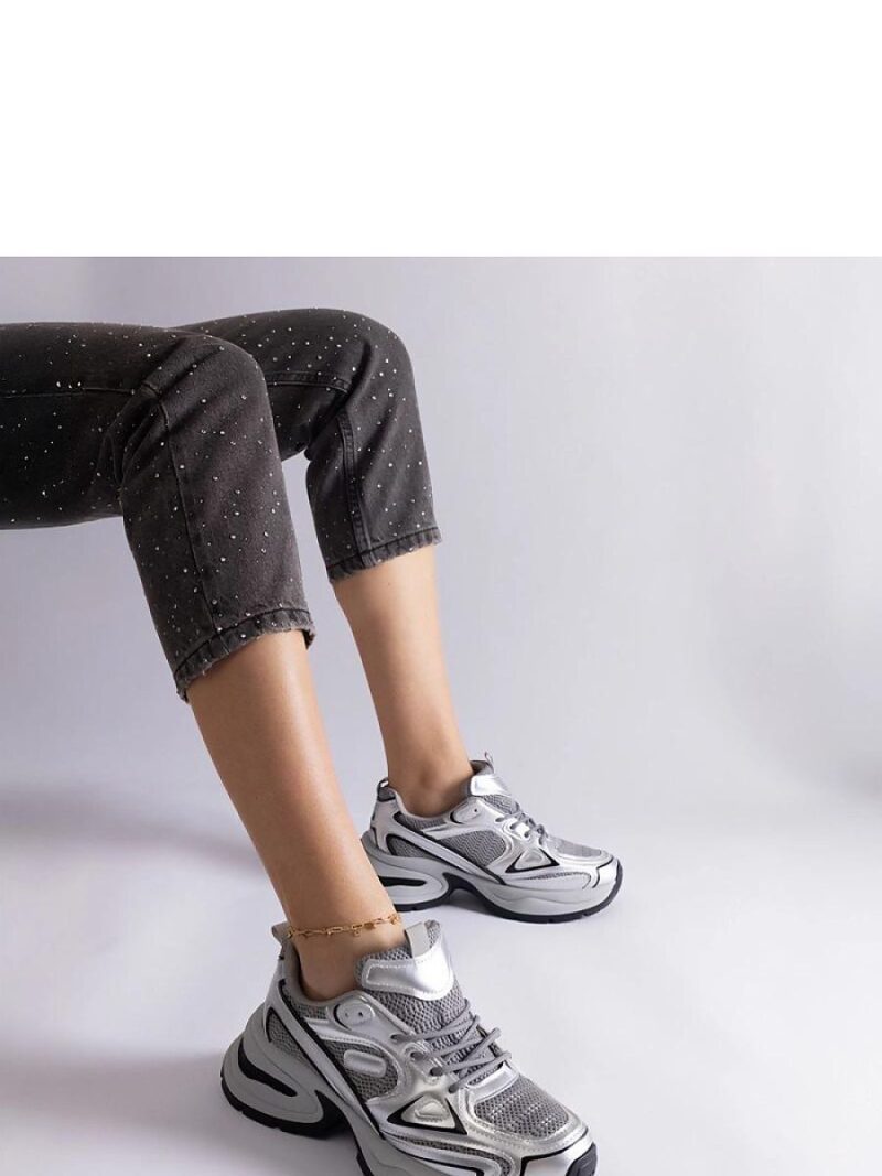 Srebrne sneakersy na masywnej podeszwie Adoma - Solea - obrazek 3