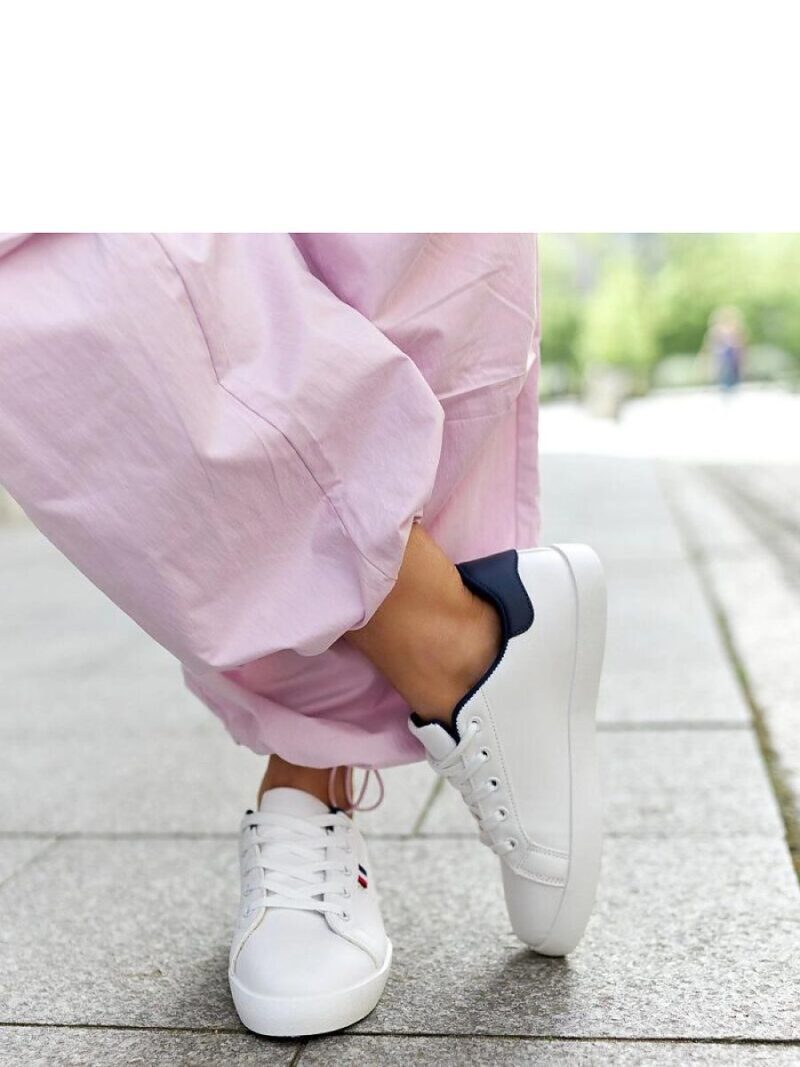 Białe sneakersy eko skóra Gioya - Solea - obrazek 4