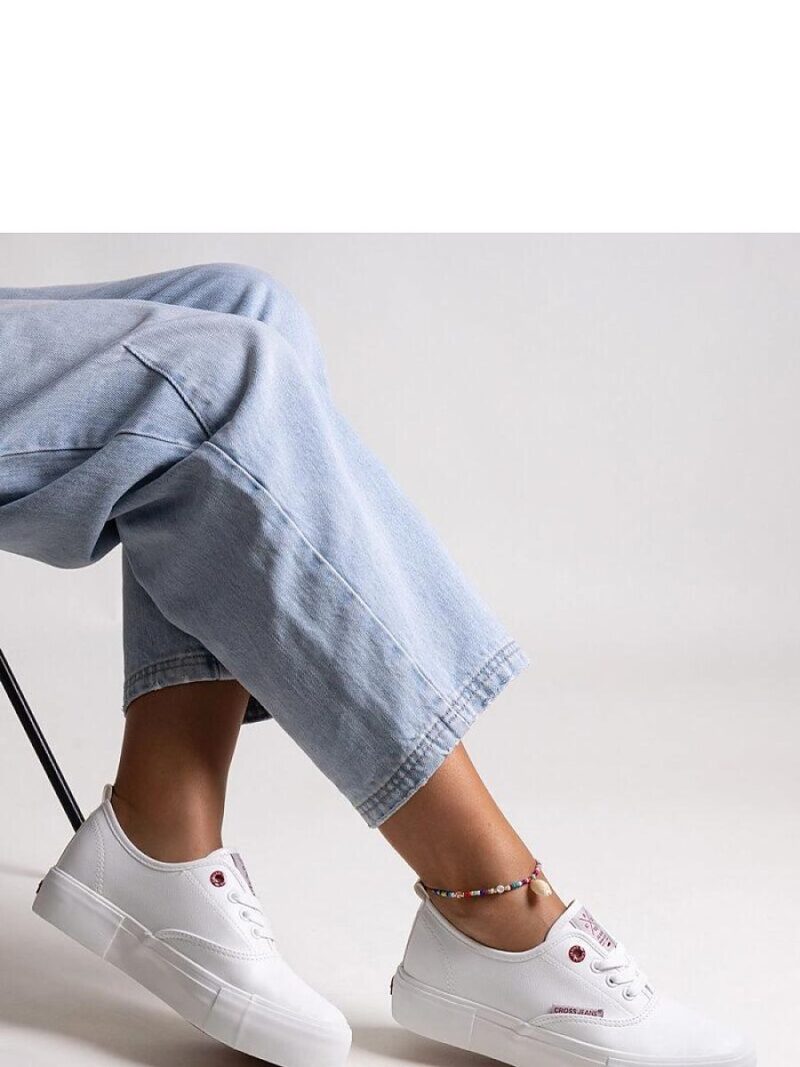 Białe damskie trampki na grubej podeszwie CROSS JEANS - Solea