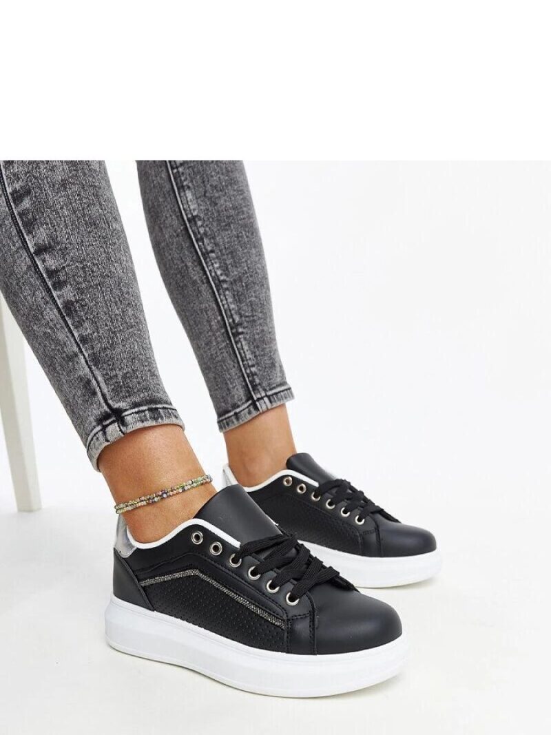 Czarne sneakersy z ozdobnymi cyrkoniami Perica - Solea