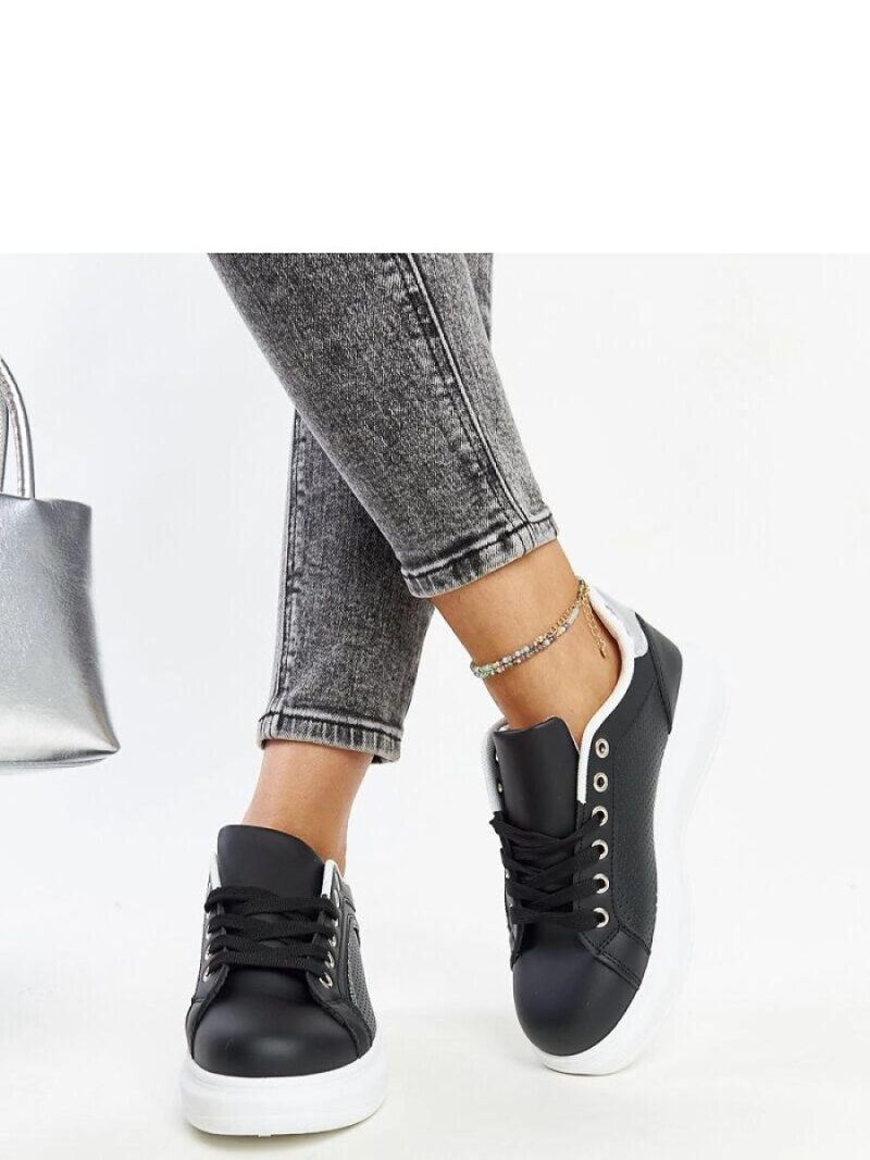 Czarne sneakersy z ozdobnymi cyrkoniami Perica - Solea - obrazek 4
