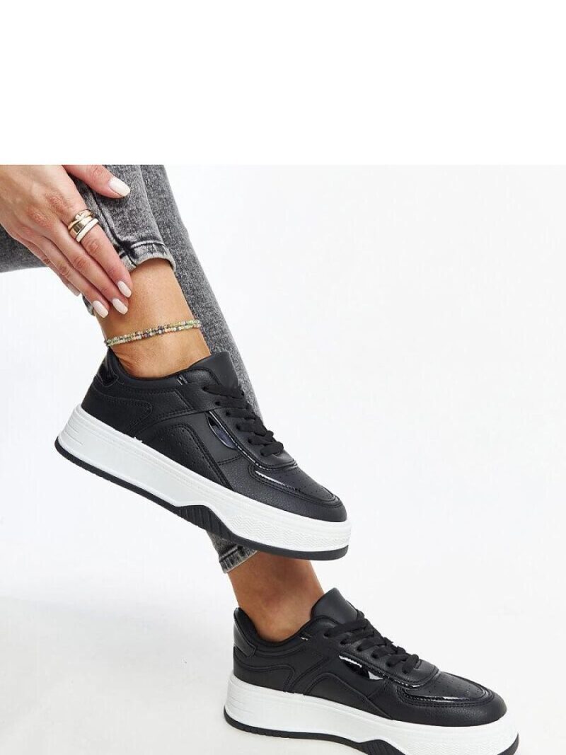 Czarne sneakersy na grubszej podeszwie Intisa - Solea - obrazek 2
