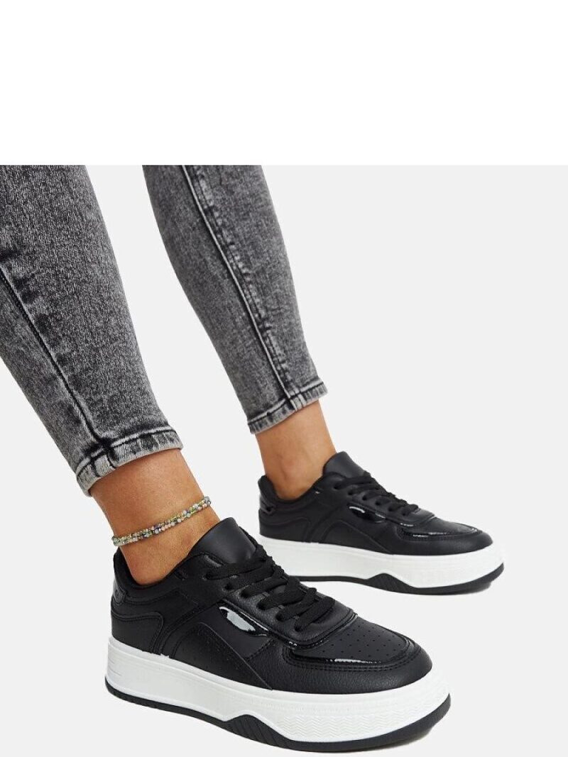 Czarne sneakersy na grubszej podeszwie Intisa - Solea - obrazek 5