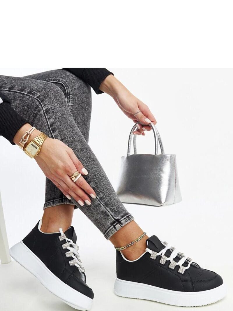 Czarne sneakersy na grubej podeszwie Walida - Solea - obrazek 2