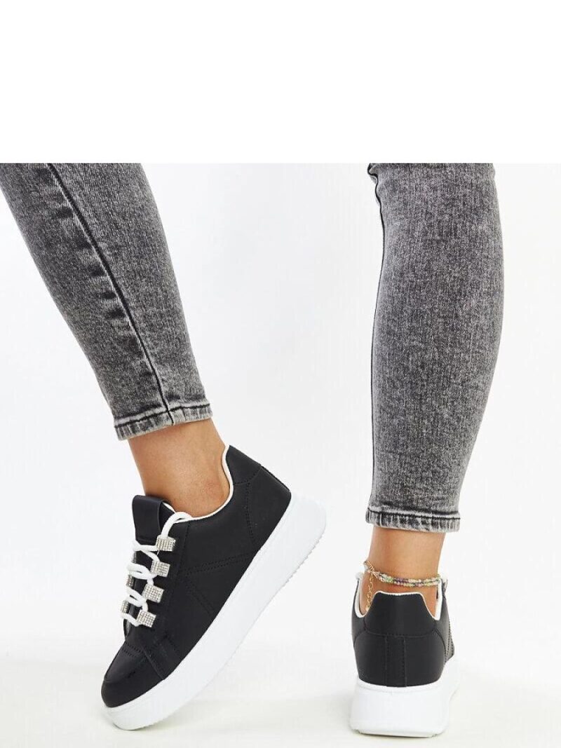 Czarne sneakersy na grubej podeszwie Walida - Solea - obrazek 5