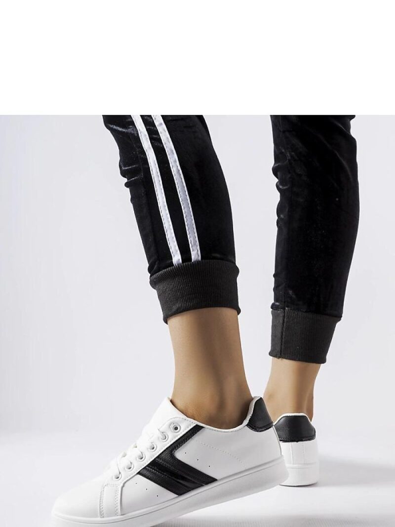 Białe sneakersy z czarnymi wstawkami Rizzo - Solea - obrazek 3