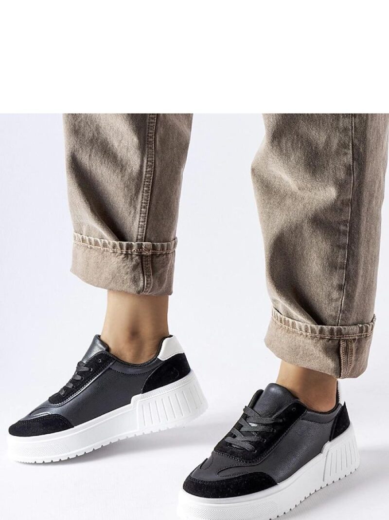 Czarne sneakersy na grubej platformie Seluci - Solea - obrazek 2