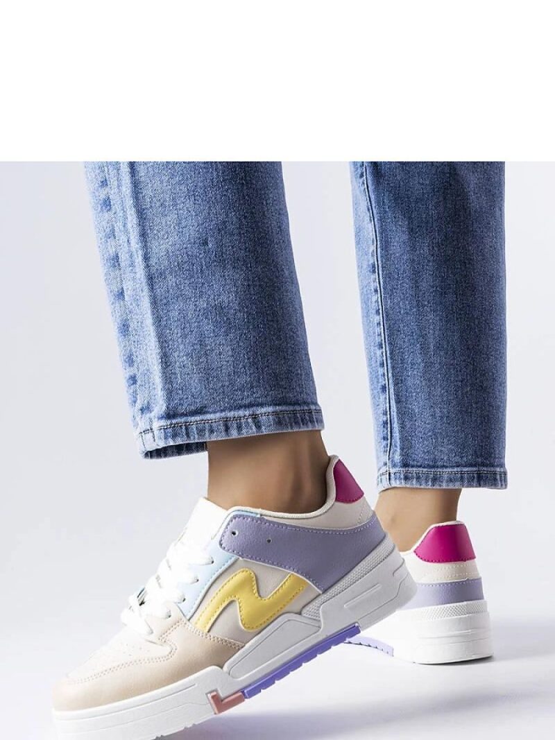 Beżowe buty na grubszej podeszwie Harter - Solea
