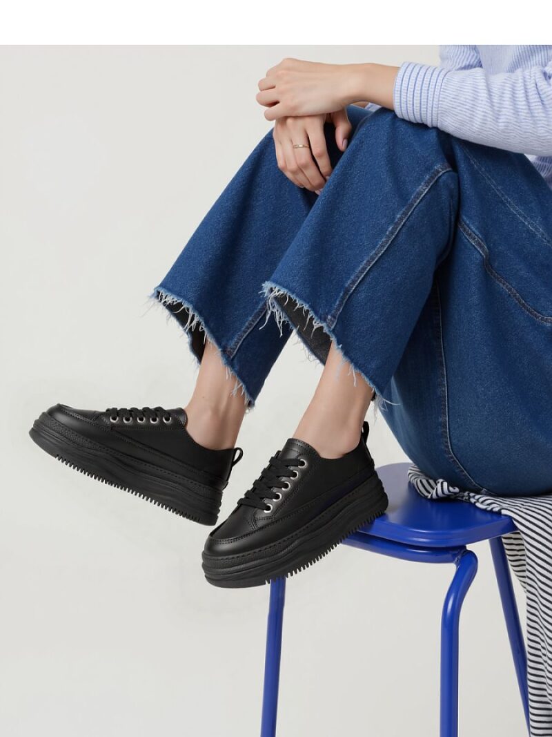 Damskie Sneakersy PLATFORMIA ? Black - Inello - obrazek 4