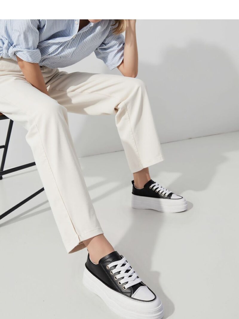Damskie Sneakersy PLATFORMIA ? Black  White - Inello - obrazek 4
