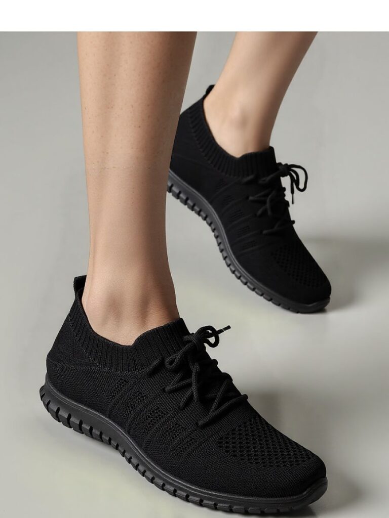 Damskie Buty Sportowe VELVIO - Black - Inello