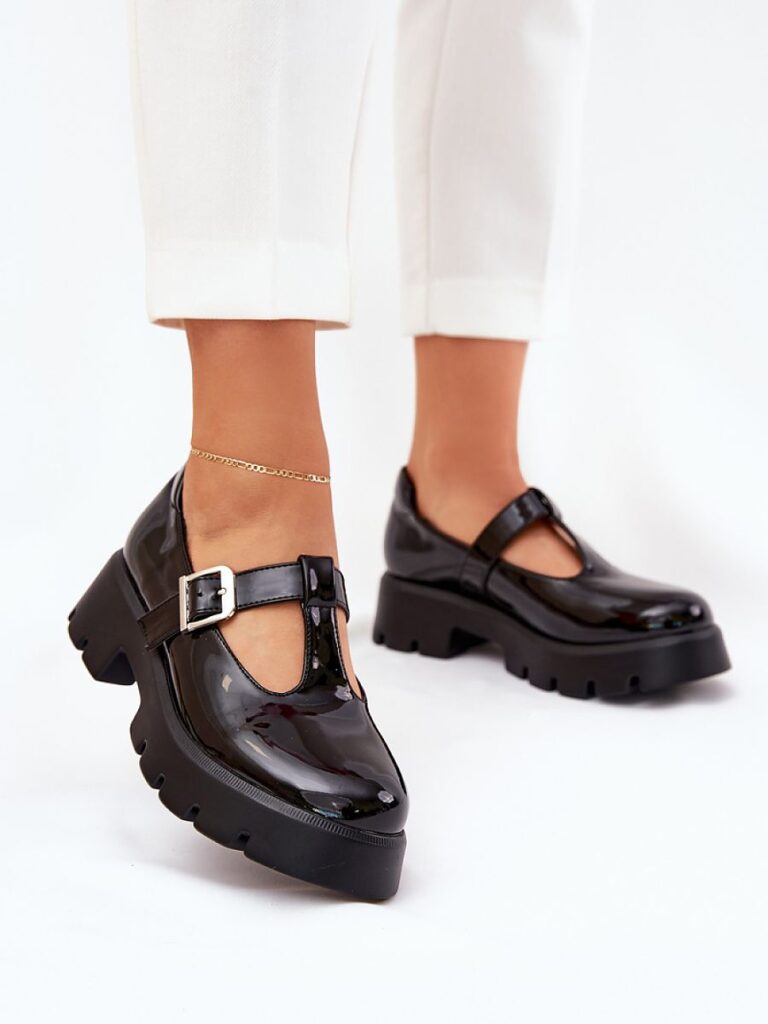 Półbuty Model Venda 1-7018 Black Lakier - Step in style