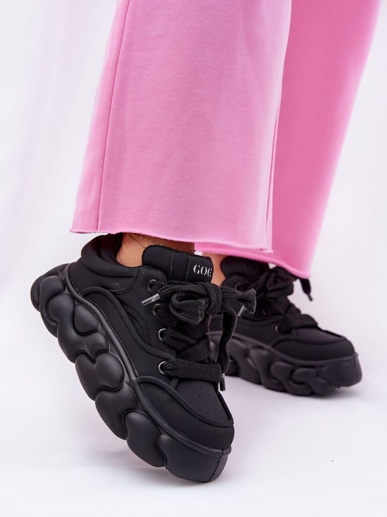 Buty Sportowe Model Goe RR2N4044 Black - Step in style