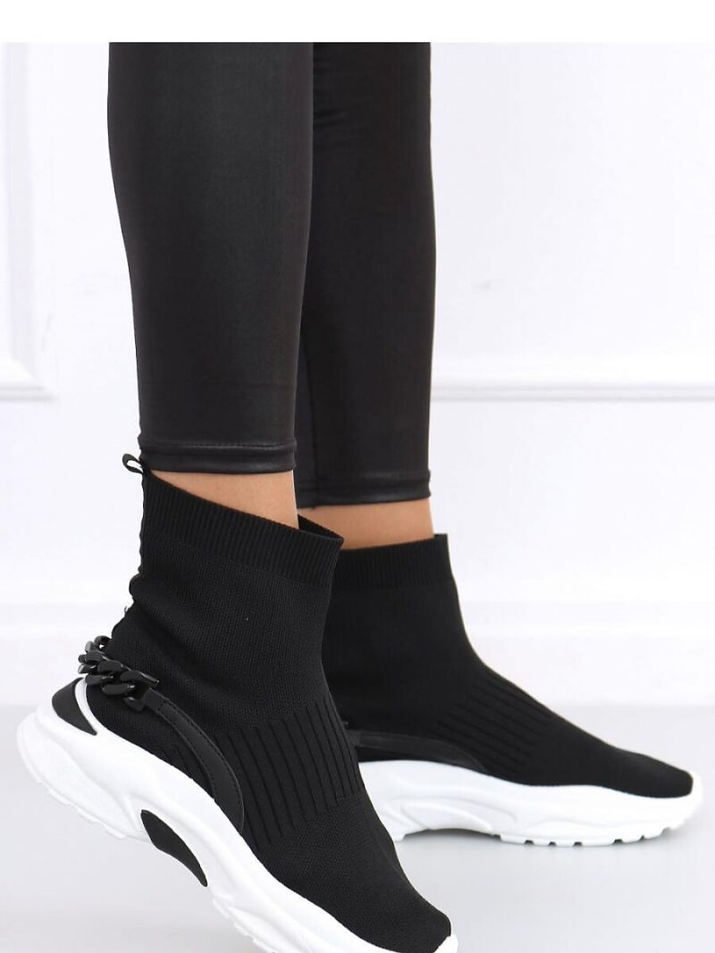 Skarpetkowe buty za kostkę GINA BLACK - Inello - obrazek 2